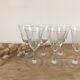 Verres à pied en verre gravé