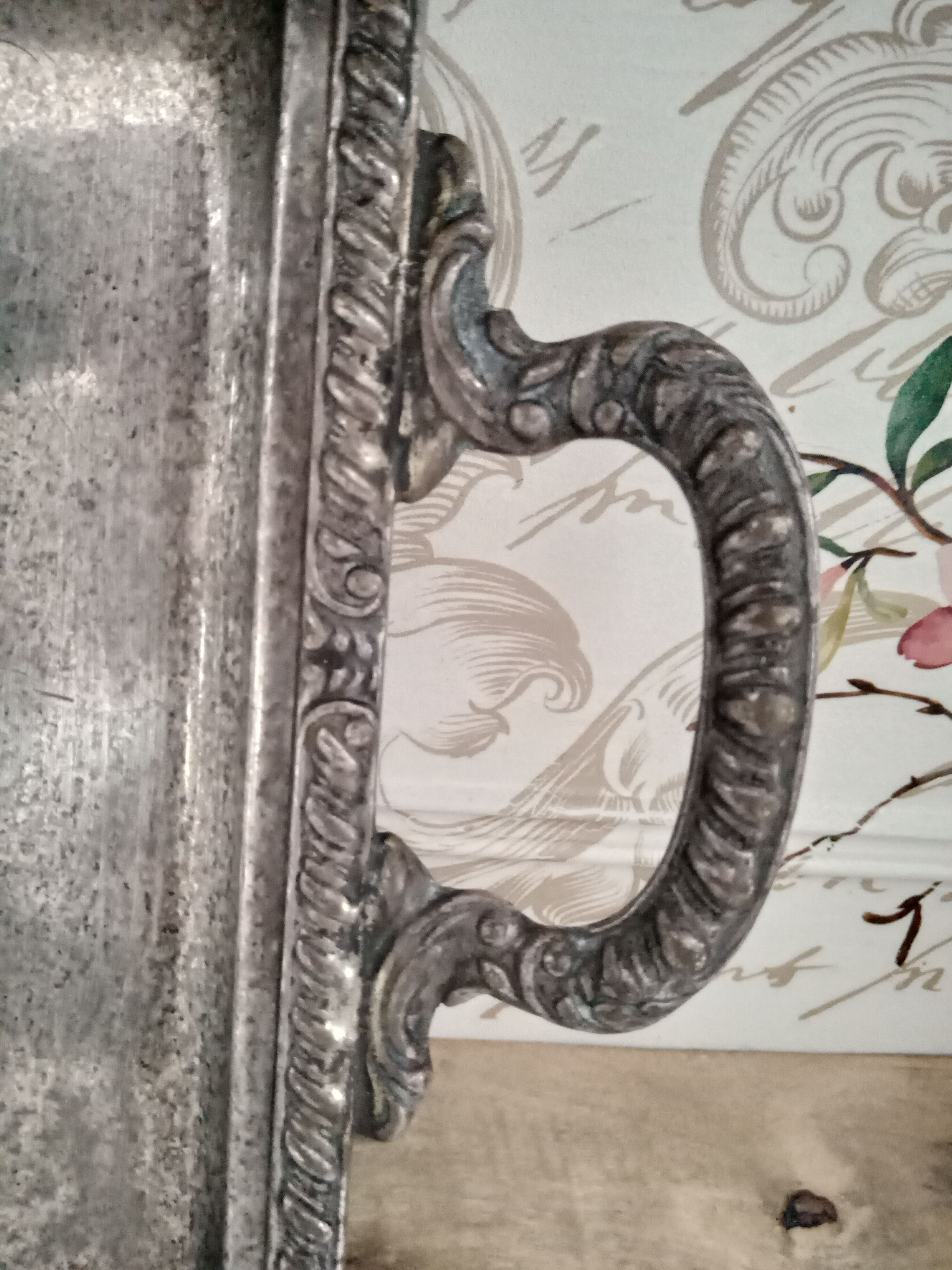 Rectangular silver metal tray 2 handles, decorative frieze