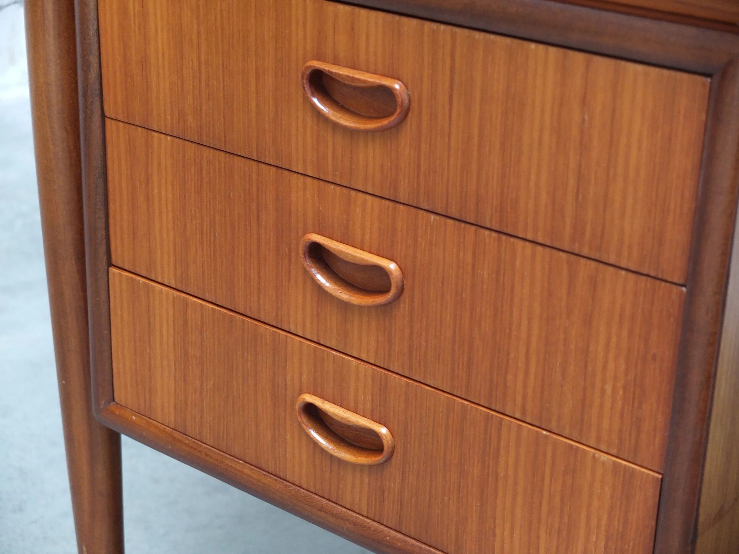 Freestanding executive desk by Oswald Vermaercke for V-Form, 1960s