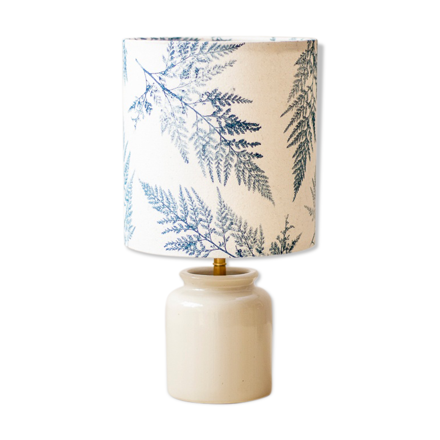White enamelled mustard pot lamp - fern pattern