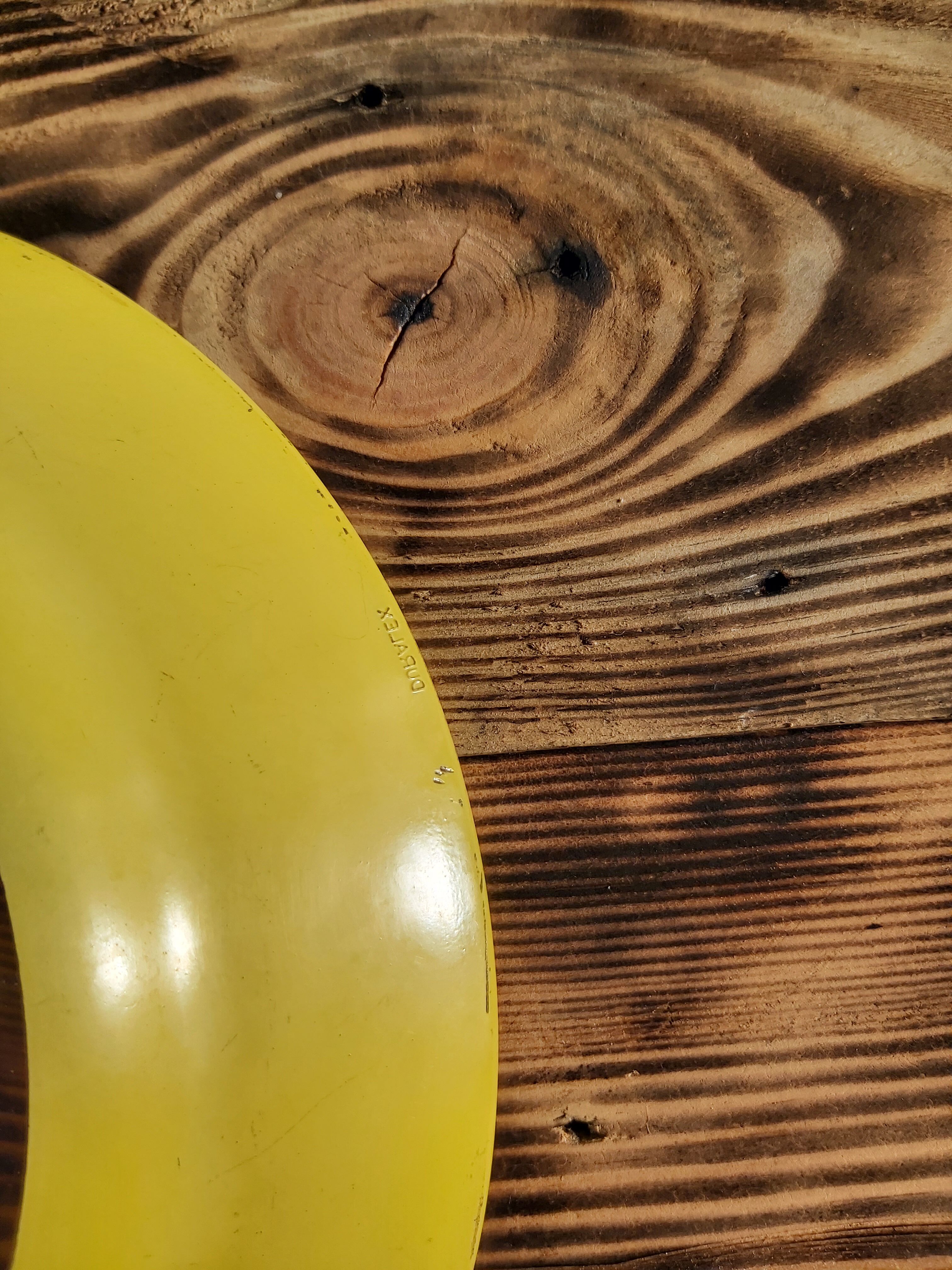 4 Duralex hollow plates