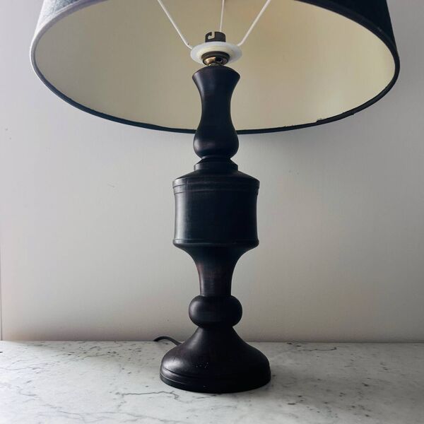 Lampe balustre bois foncé