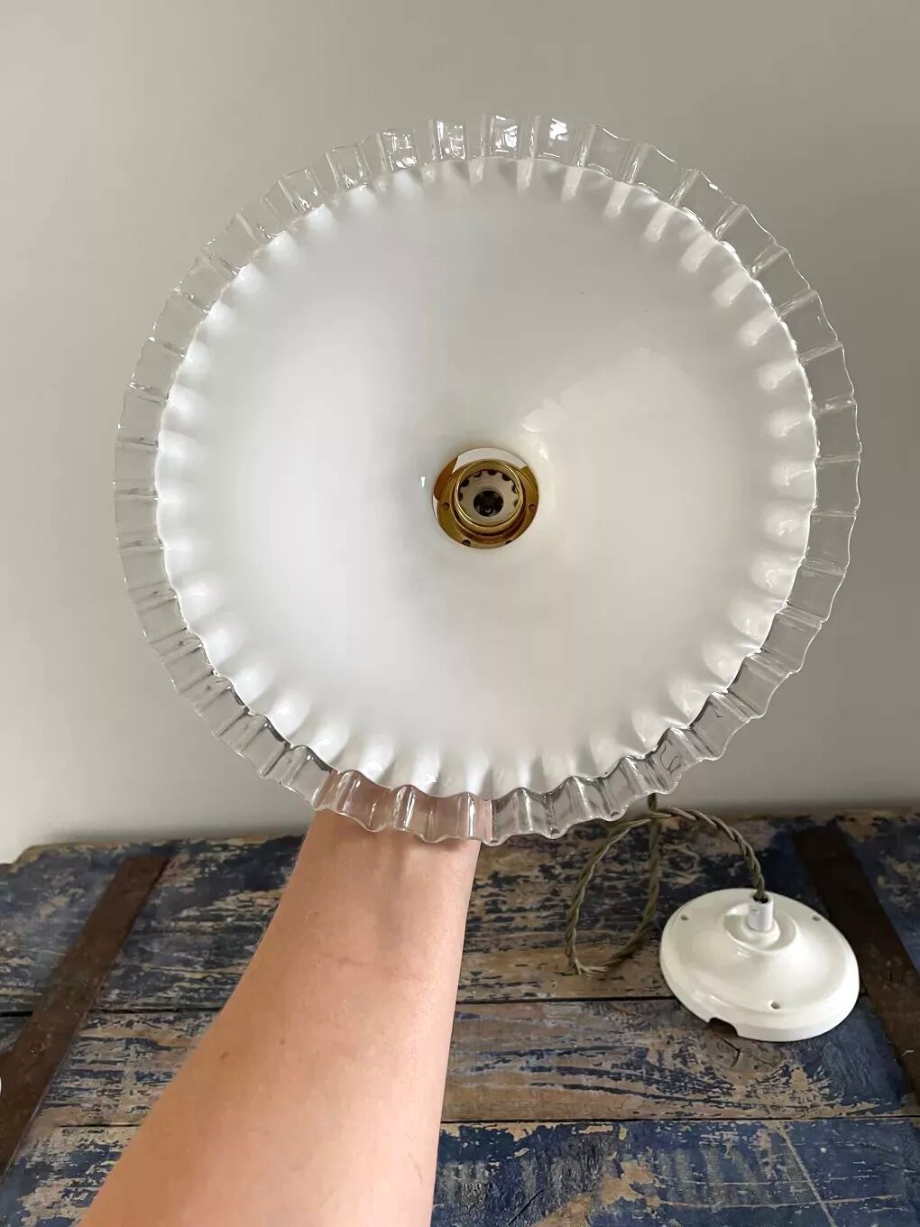 Set of two electrified white opaline suspensions with nine