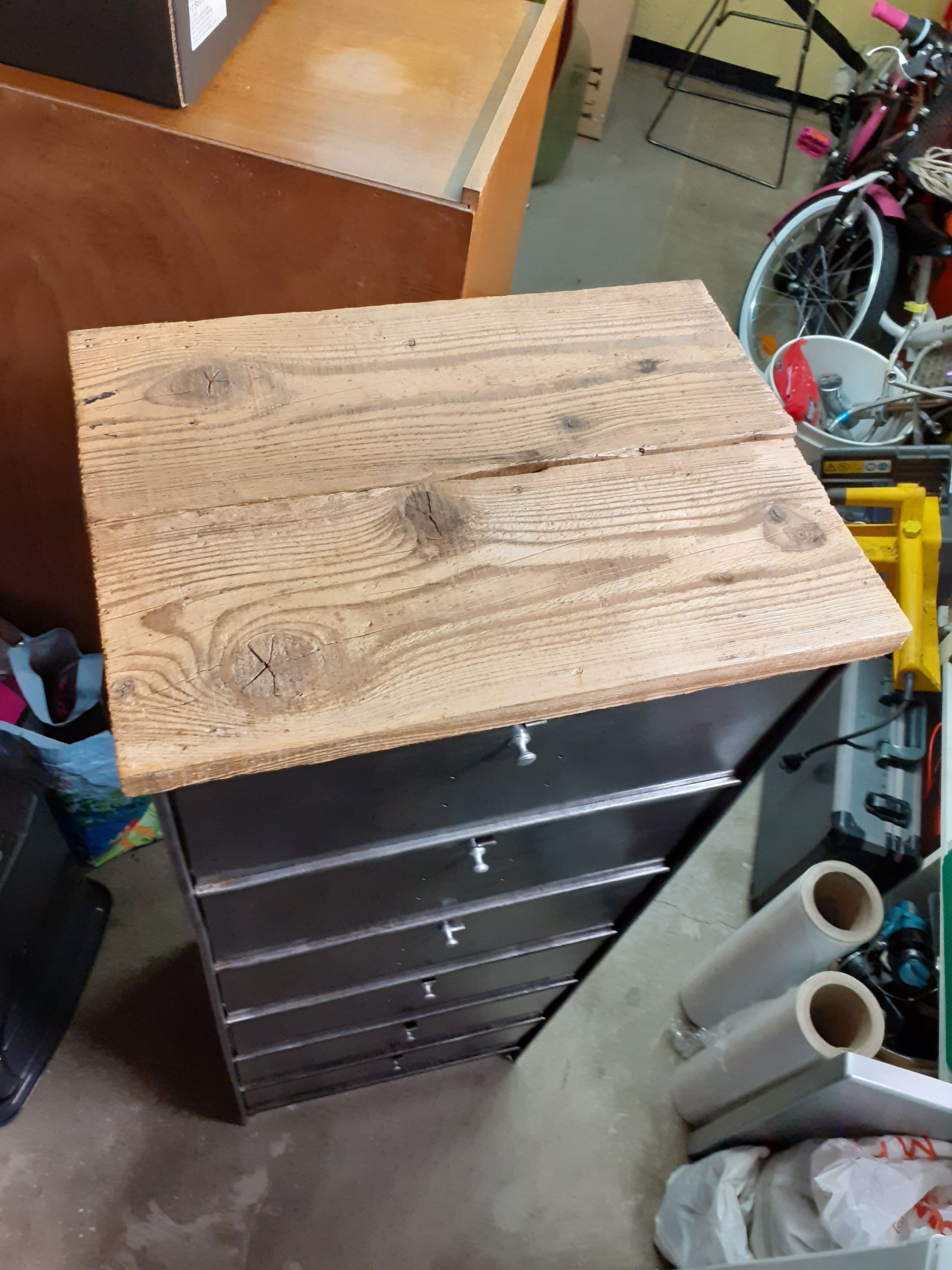 Furniture oftier Roneo