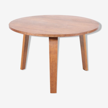 Pastoe round side table by Cees Braakman in oak