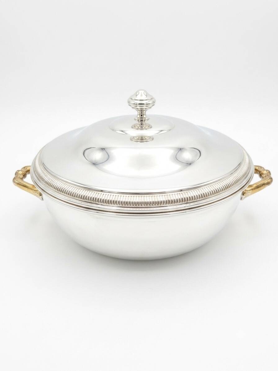Soup tureen or vegetable dish in silver-plated metal – French silversmithing