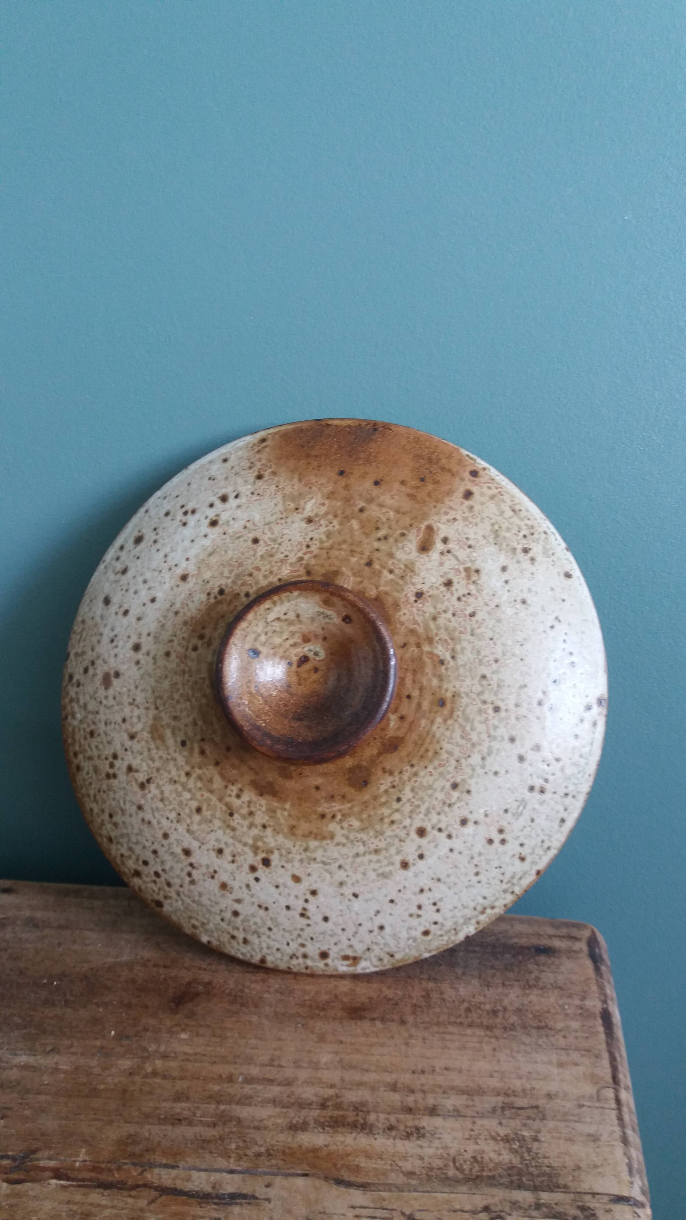 Caquelon couvert soupière en grès de Puisaye signé Jean-Pierre Prud’homme