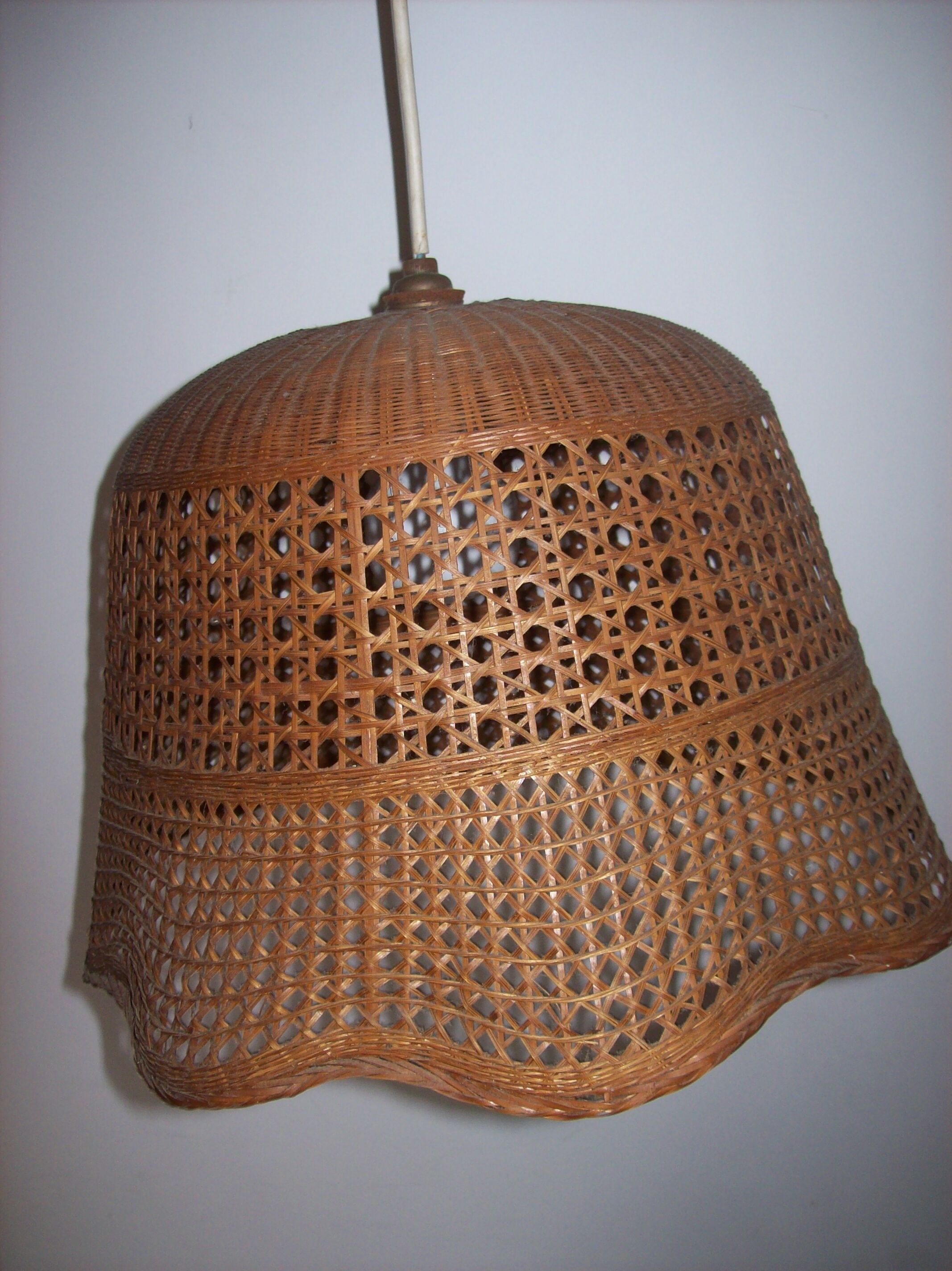 Braid wicker suspension