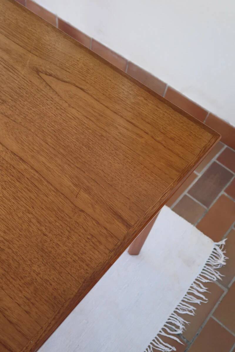 Table à manger scandinave extensible en teck années 60