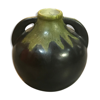 Amphora vase