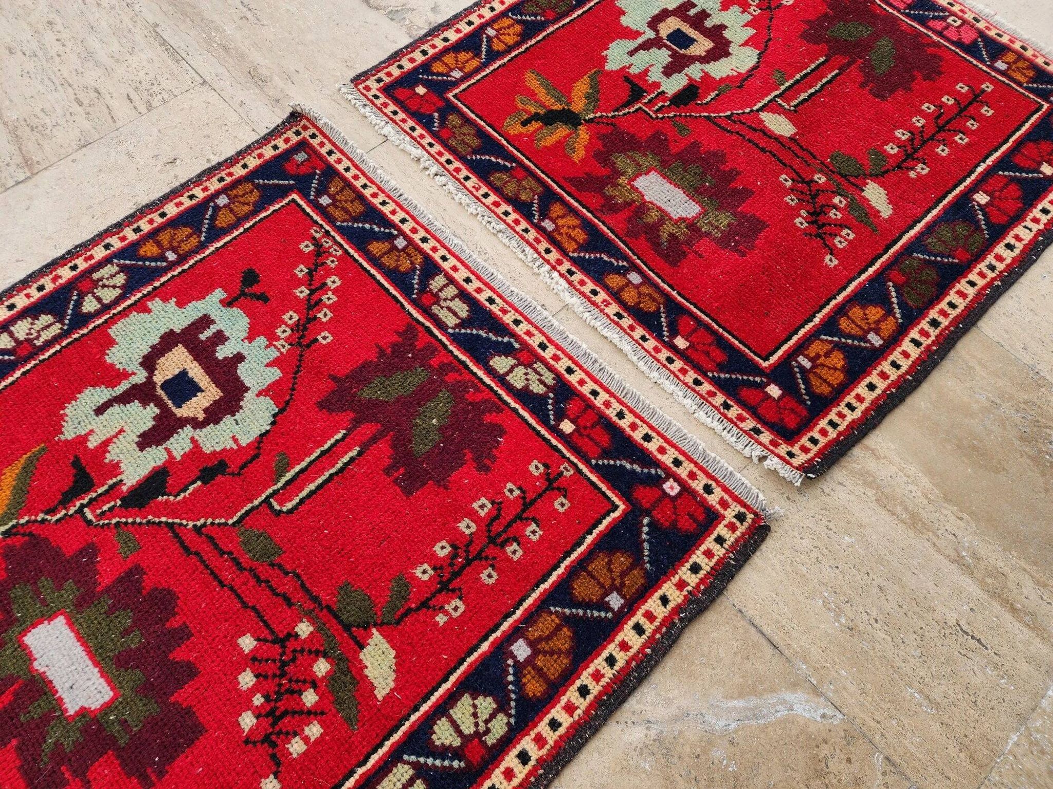 Small vintage decorative kilim rug 77x81 cm