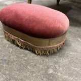 Fauteuil en bois doré et repose pieds