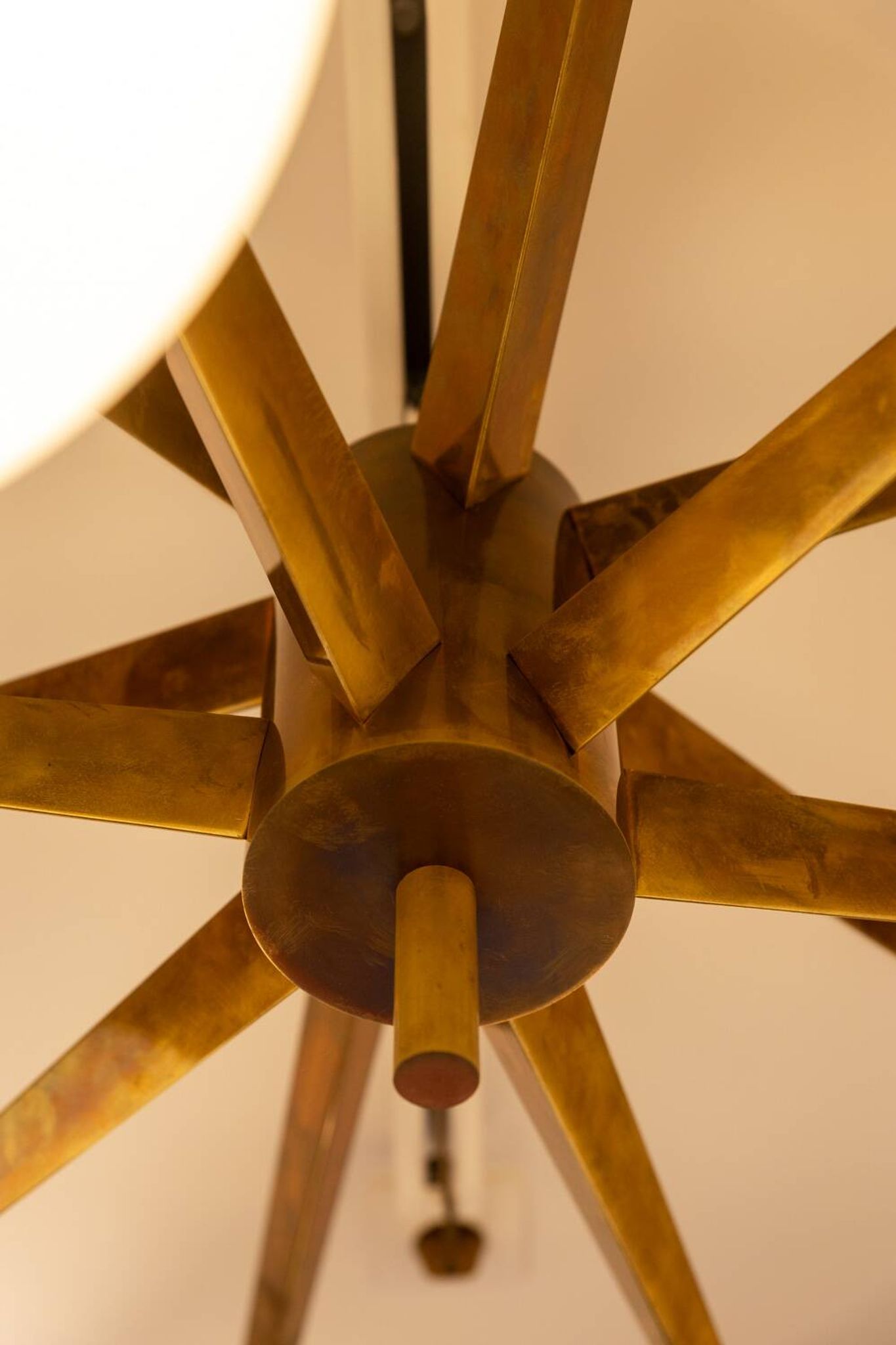 Lustre en laiton et opaline