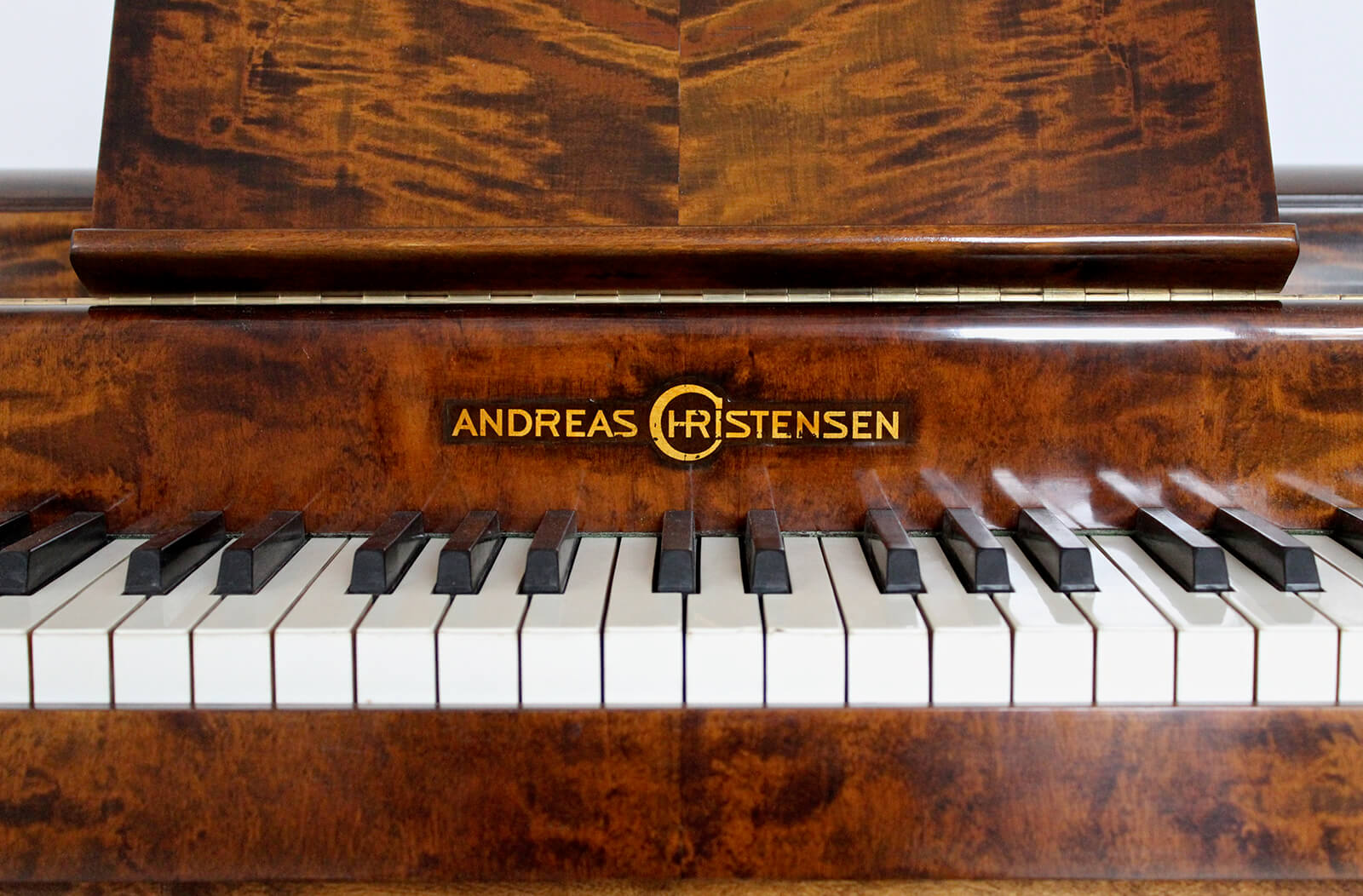 Piano de Poul Henningsen Pianette pour Andreas Christensen