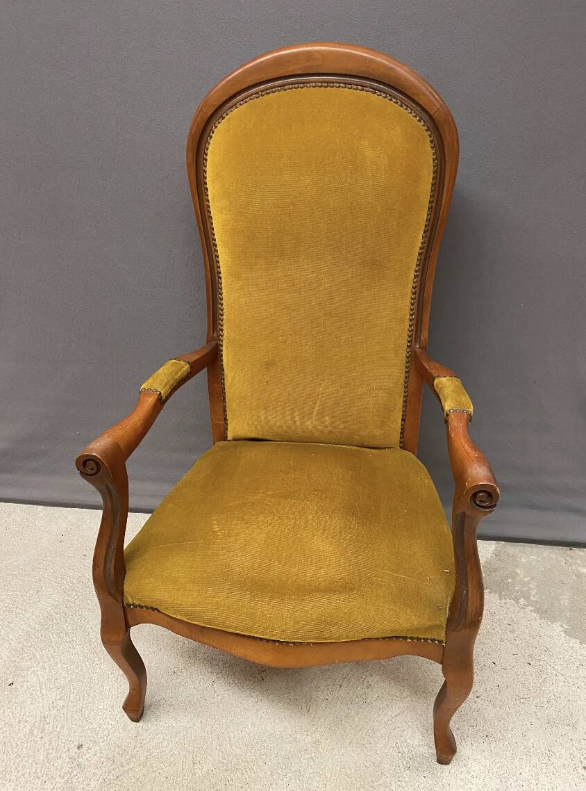 Voltaire armchair yellow velvet 19th century mahogany