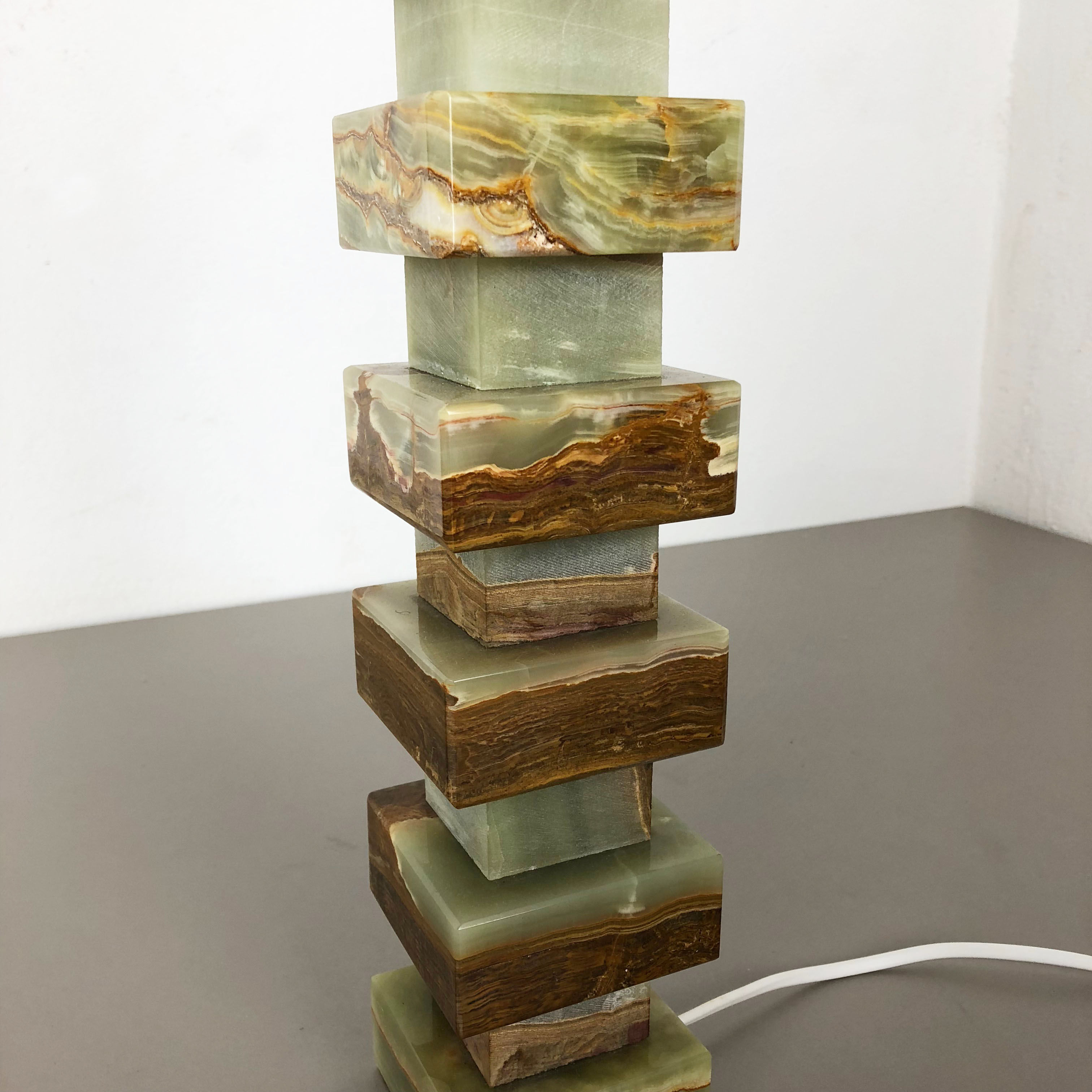 Vintage Hollywood Regency Onyx Marble Light Base Table Light, Italy, 1970s