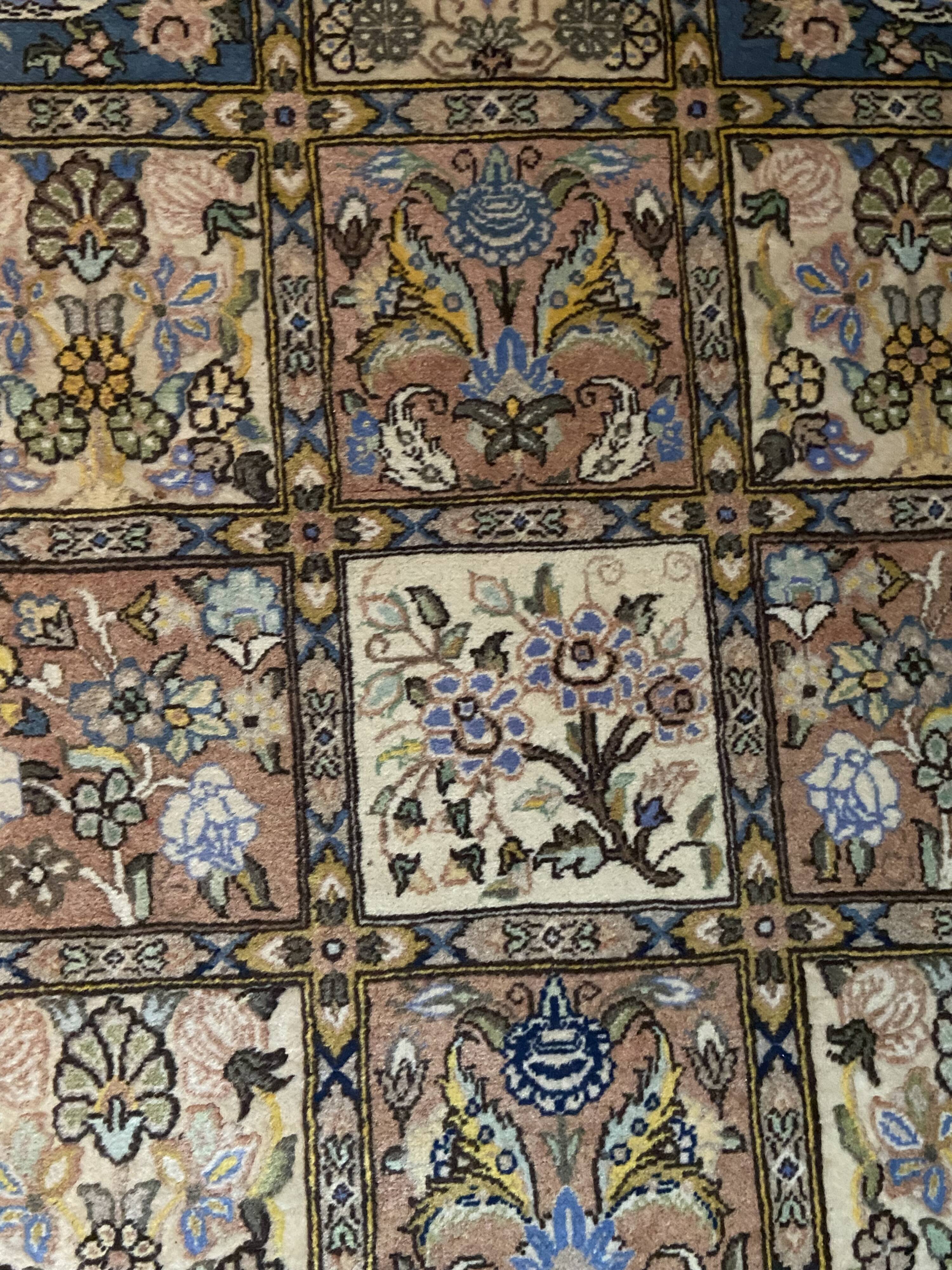 Tapis persan Bakhtiar Ghom en laine réalisé à la main