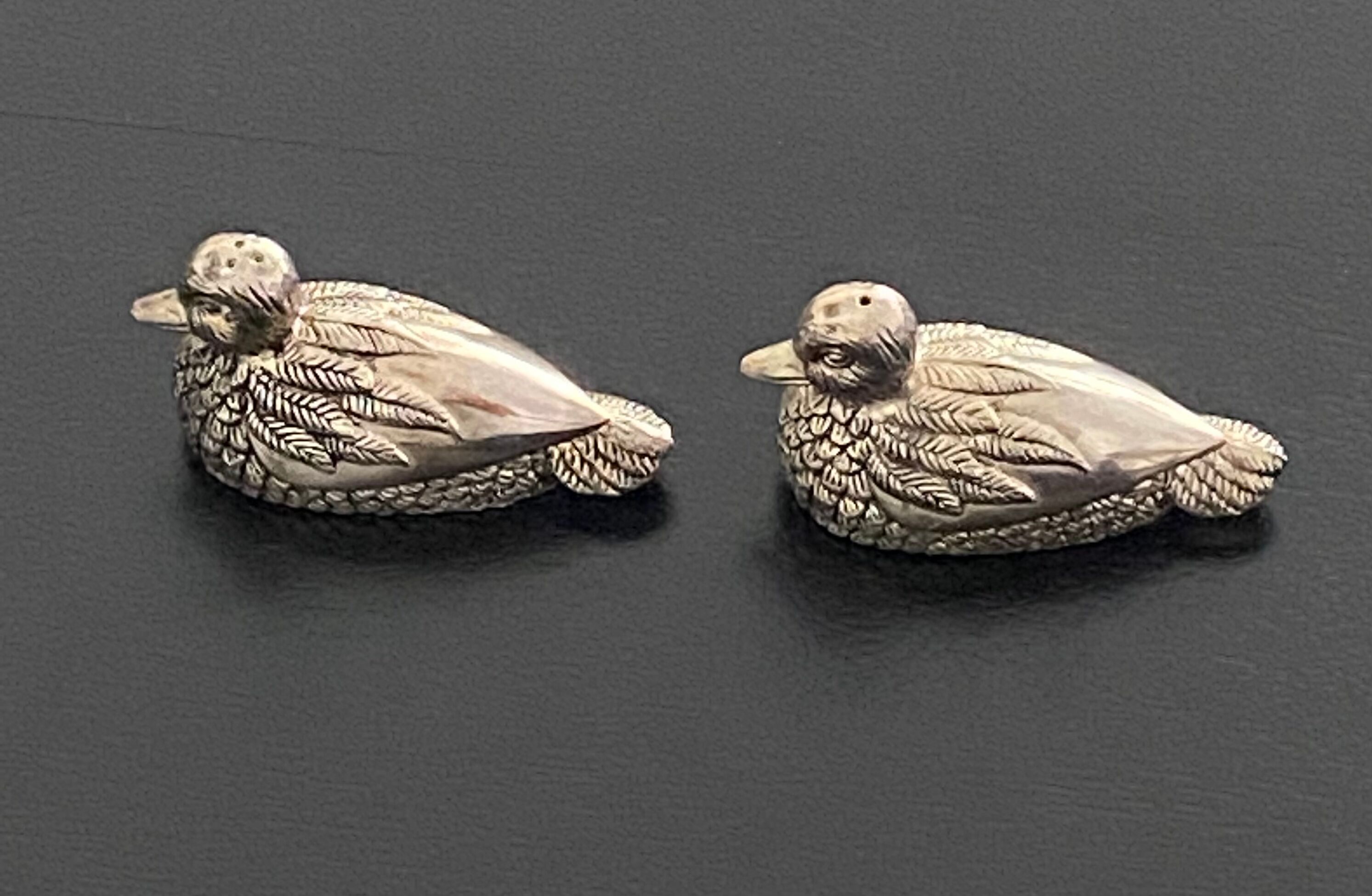 Salt and pepper shaker duck form brand silea