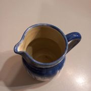 Pichet ancien en céramique
