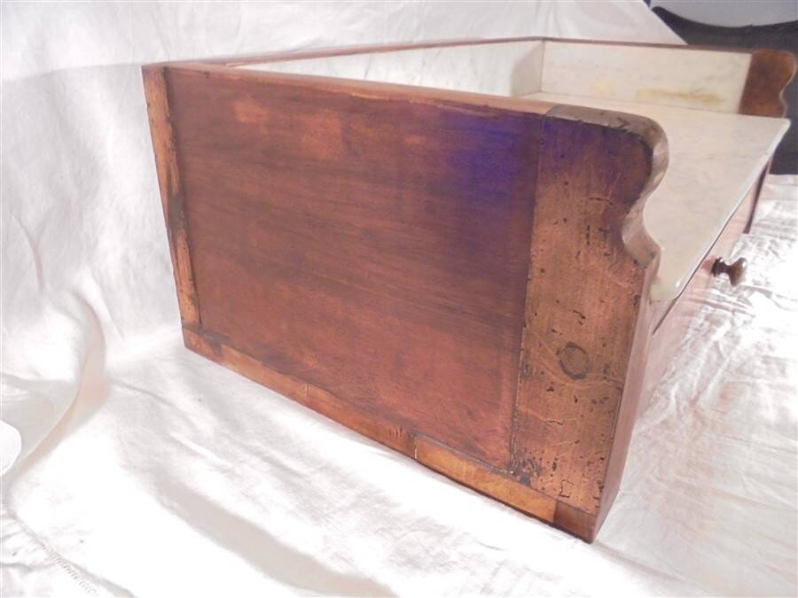 Vanity unit