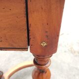 Table d'appoint piètement x meuble de Tonge