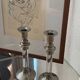 Paire de bougeoirs design en lucite et métal, années 60