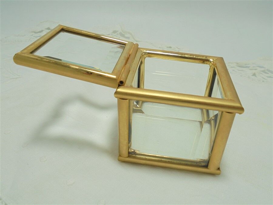 Small jewelry box