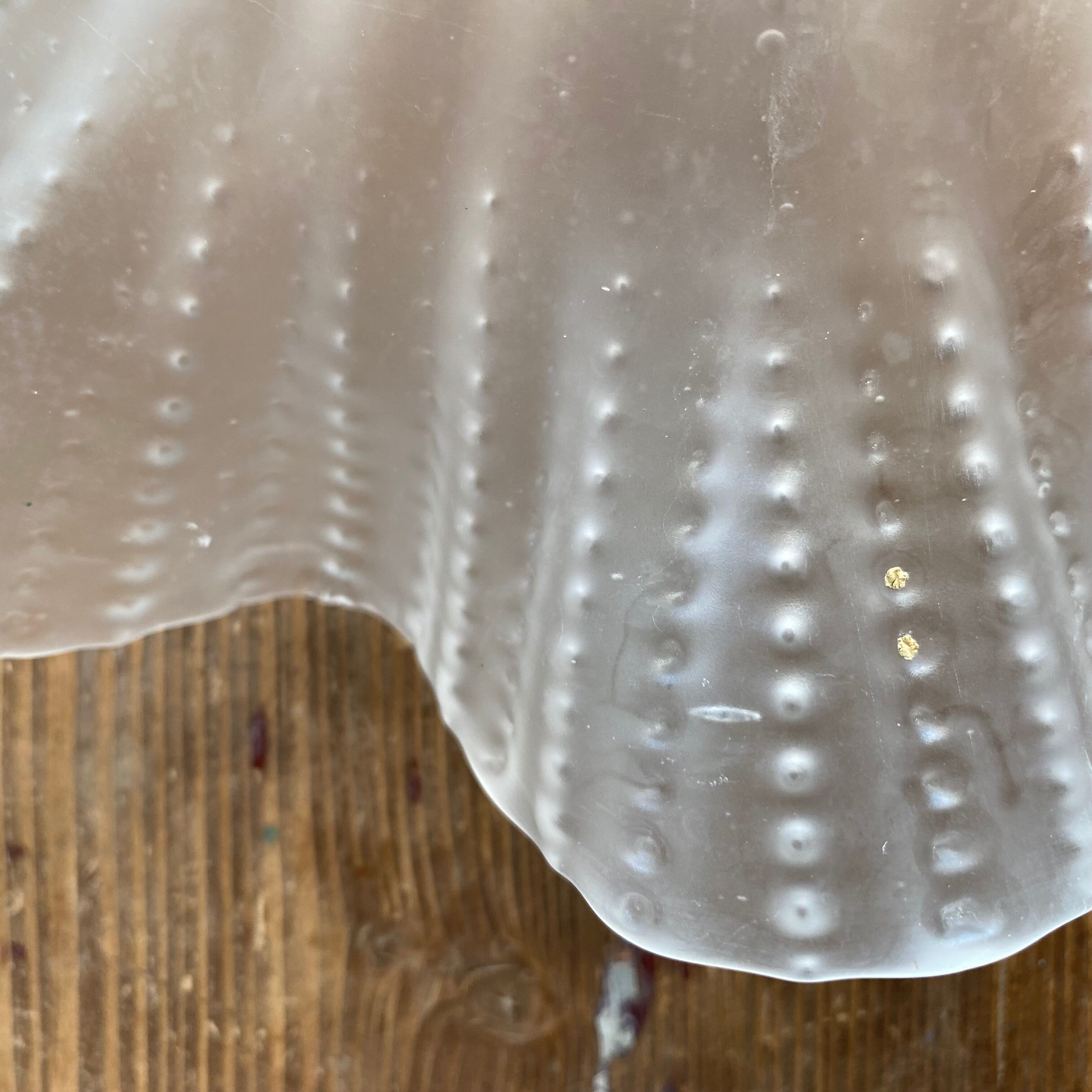 Suspension lamp opaline flower