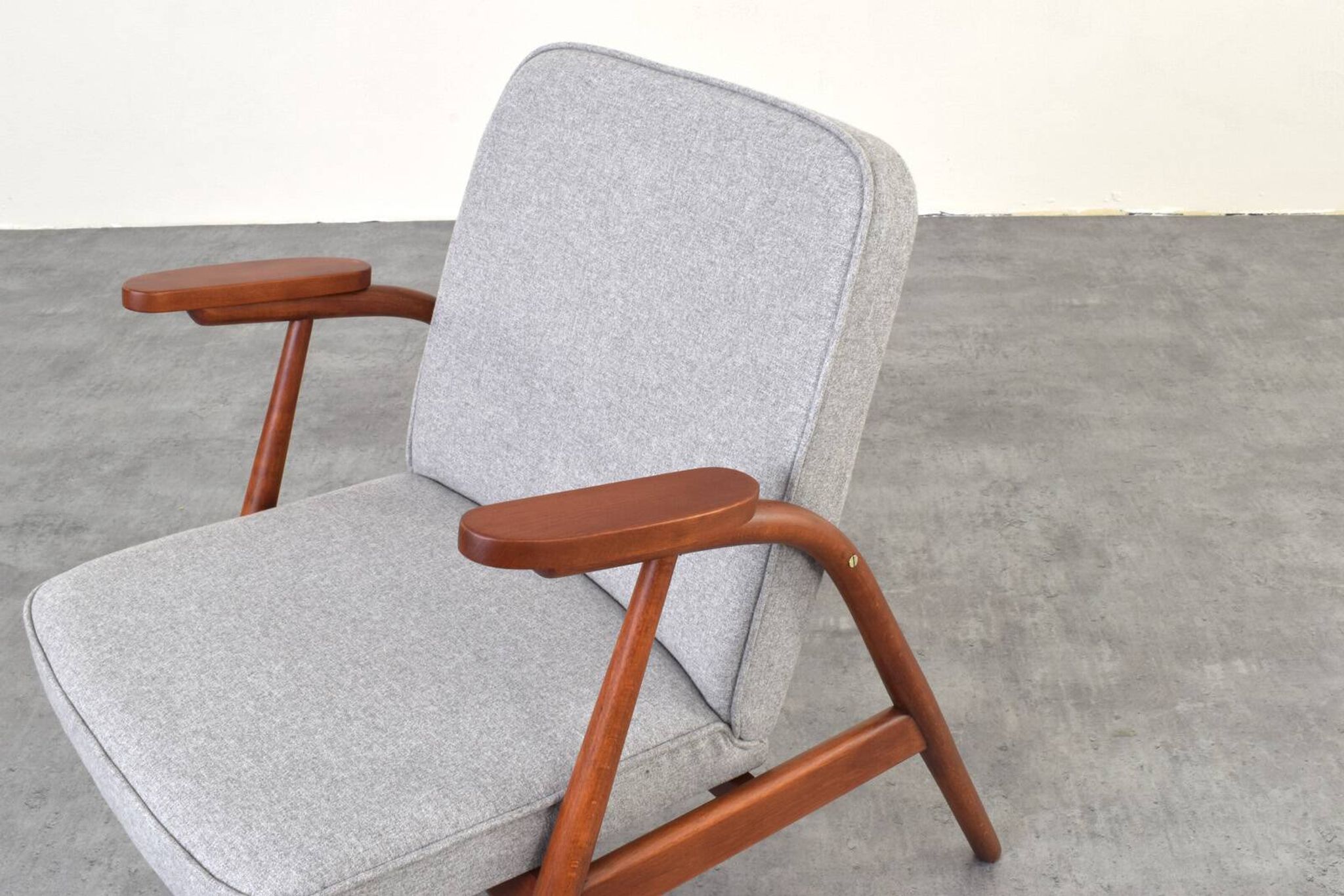 Fauteuil lounge polonais des années 1960.