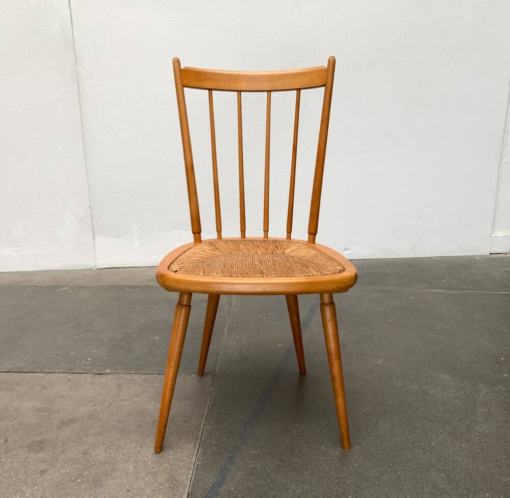 Mid-century wooden chair set in the style of Arno Lambrecht, 1950s.