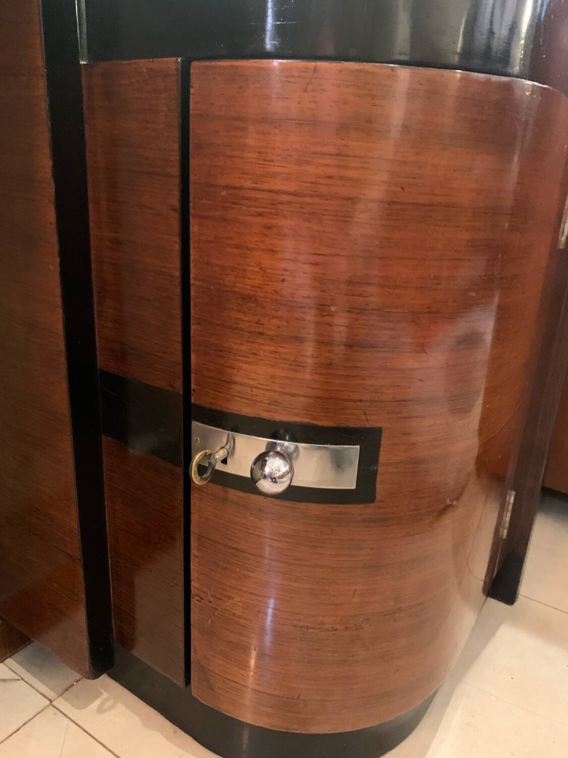 Art Deco dressing table