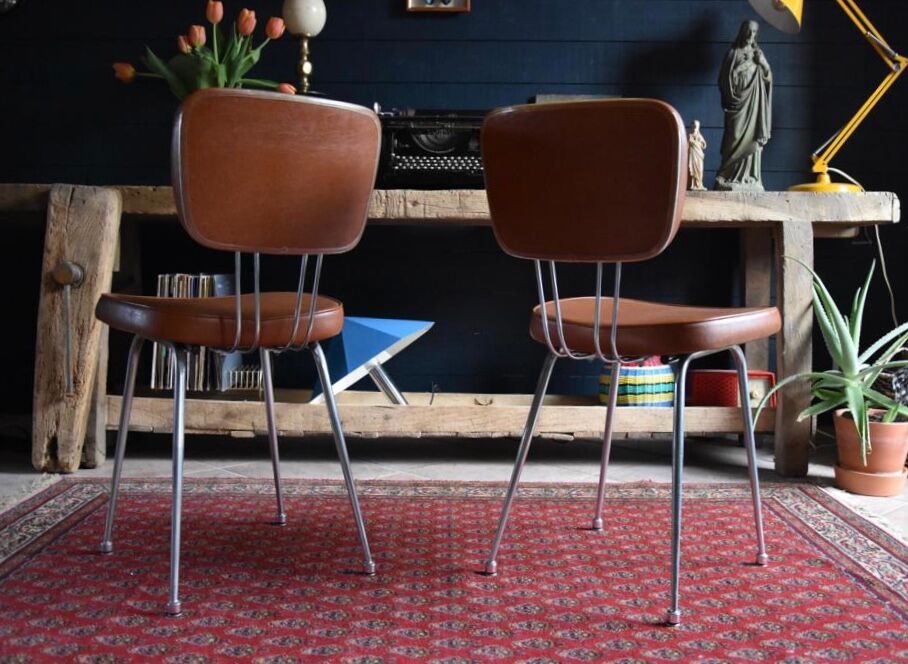 Paire de chaises métal et simili cuir