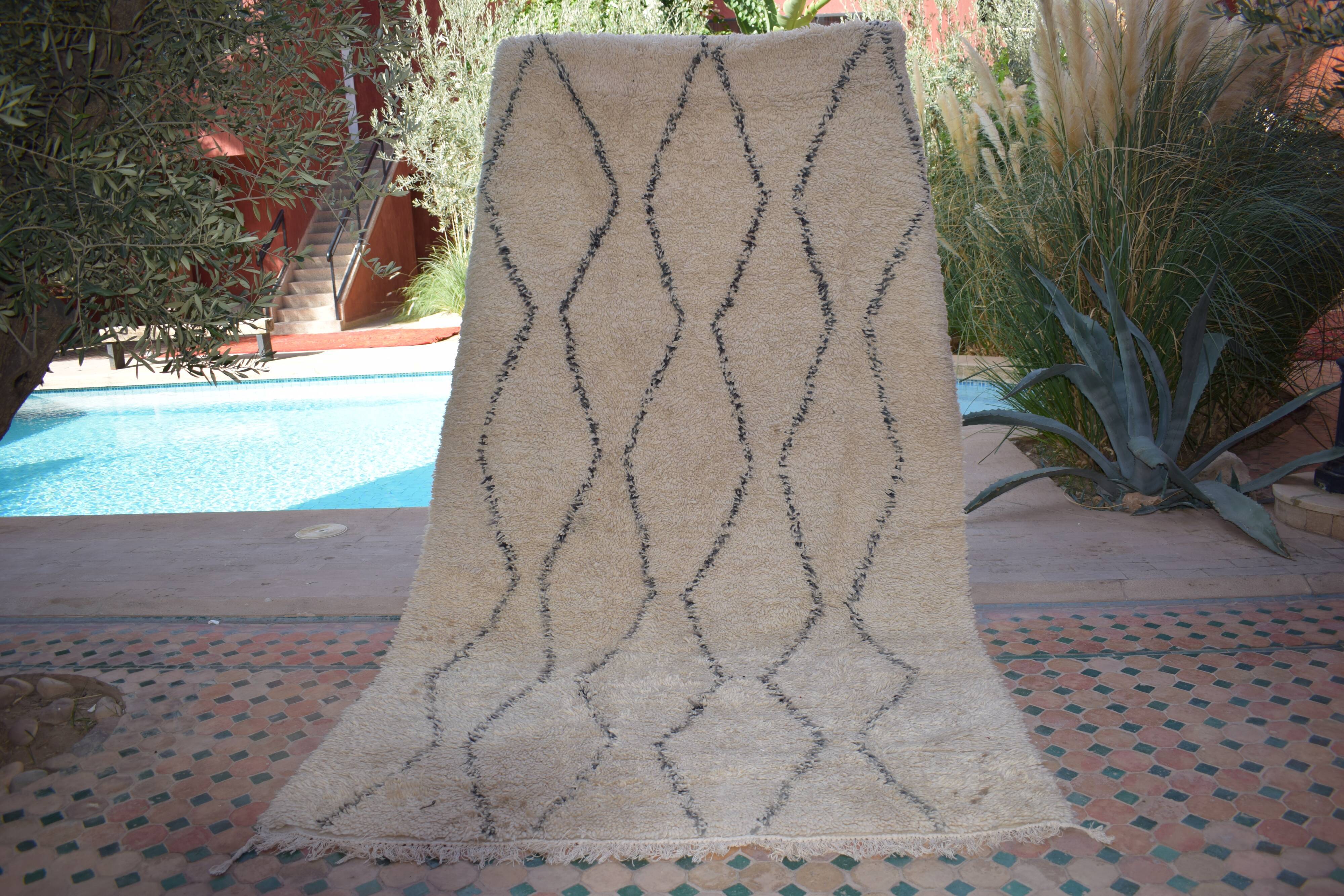 Lush beni ourain rug 330 x 190 cm