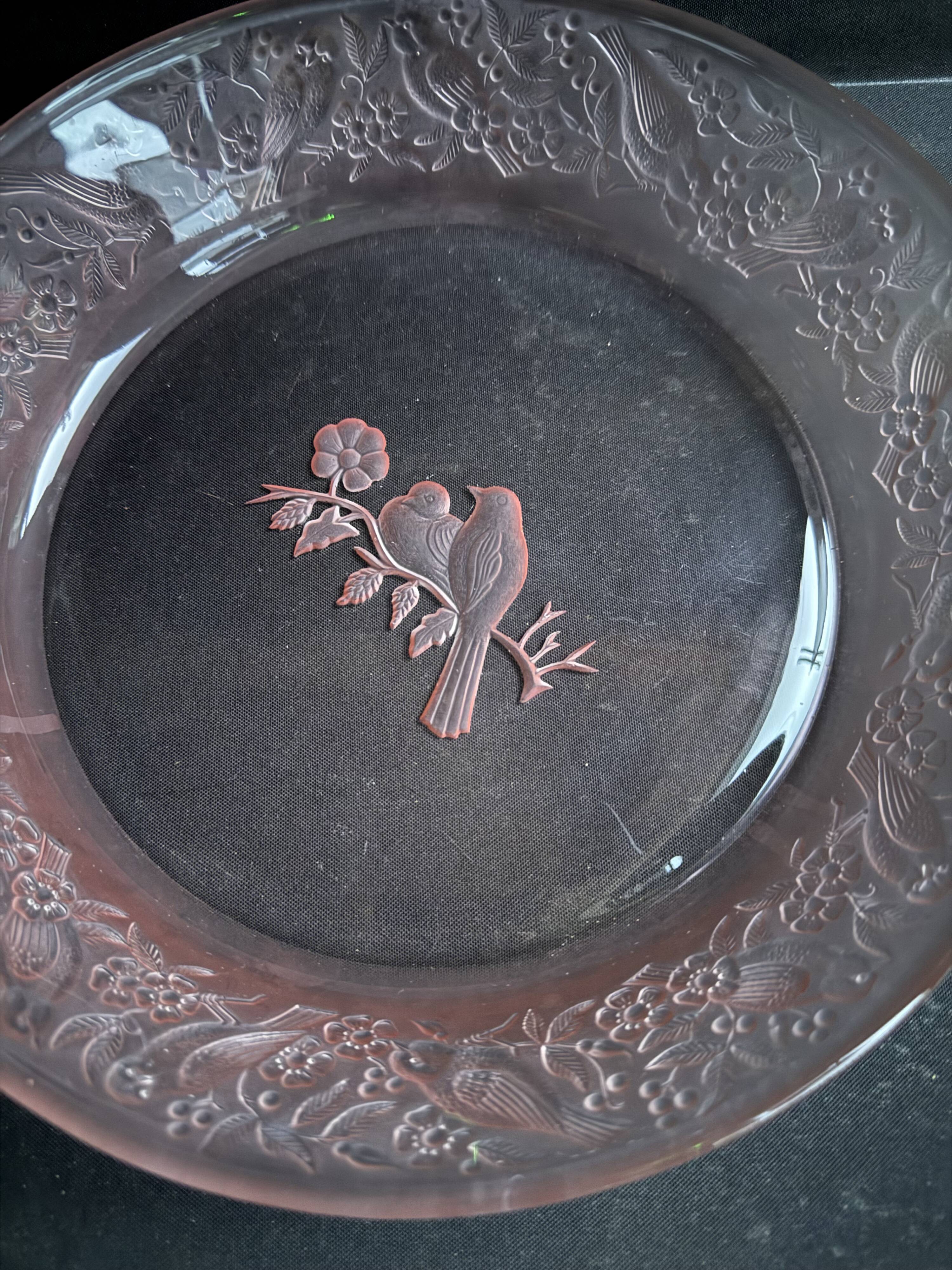 Hollow serving dish – molded pink crystal – sweden