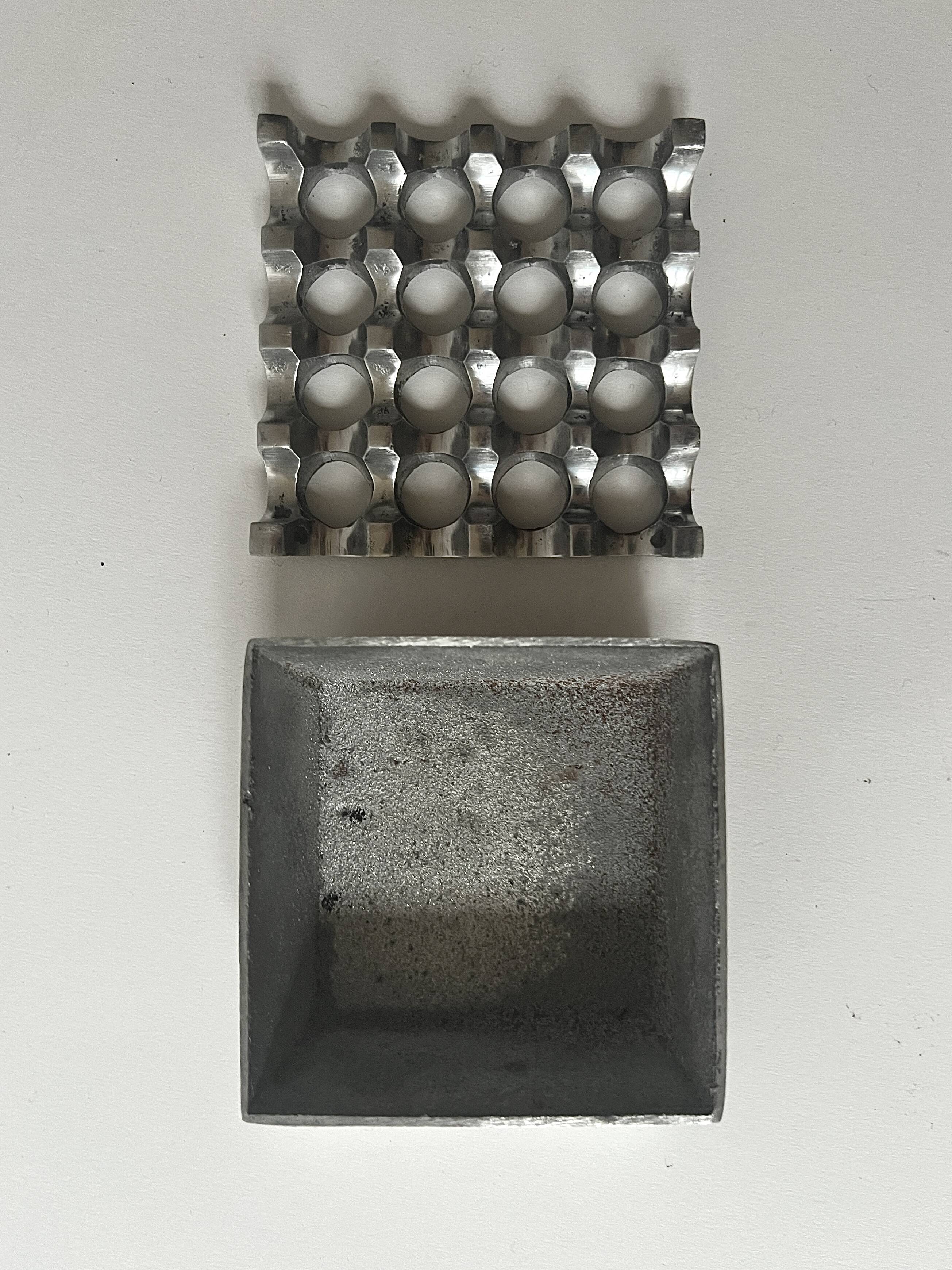 Cendrier midcentury en métal chromé style ultima 15, design 1970