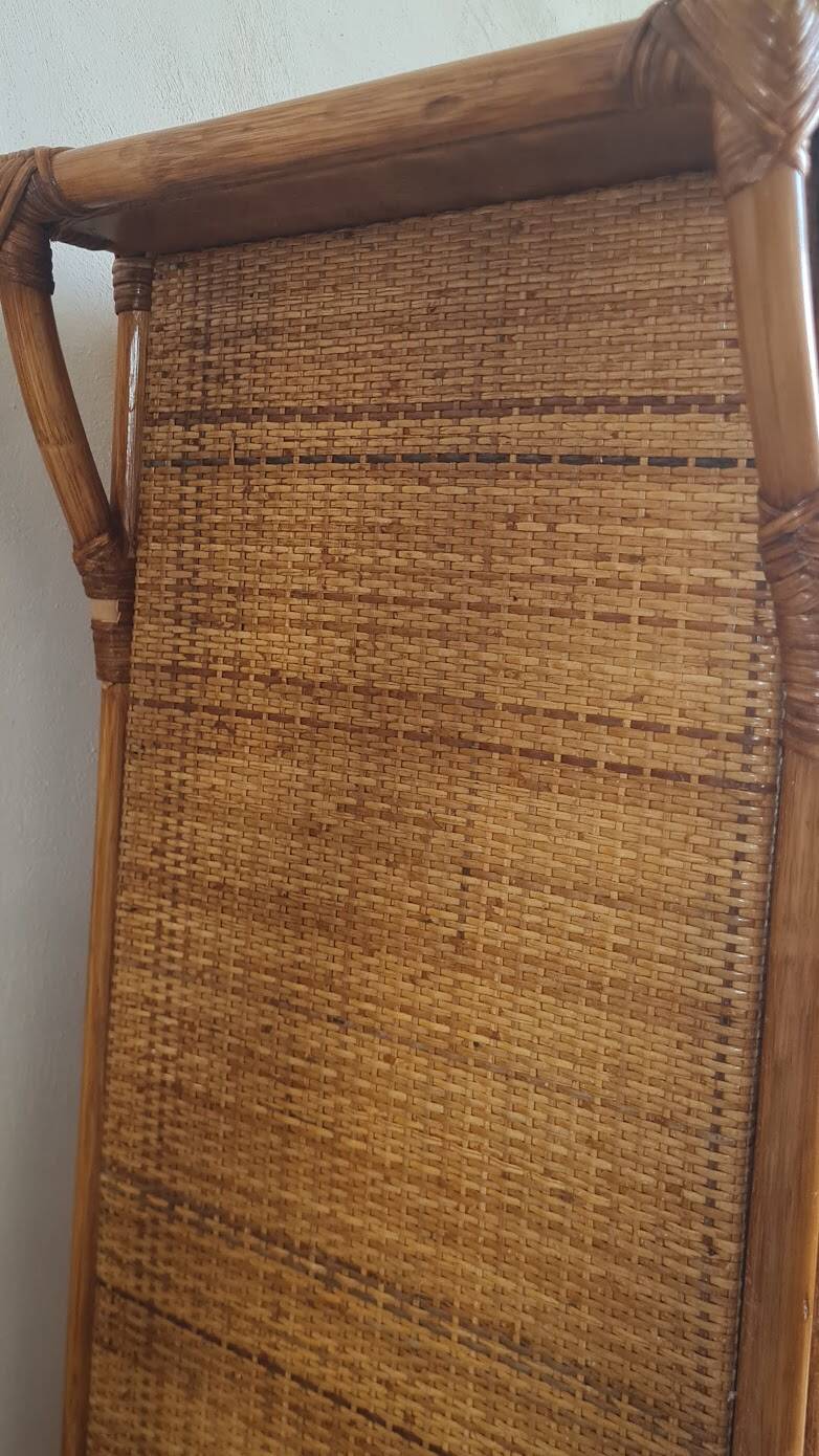 Rattan chest of drawers from the 1970s.