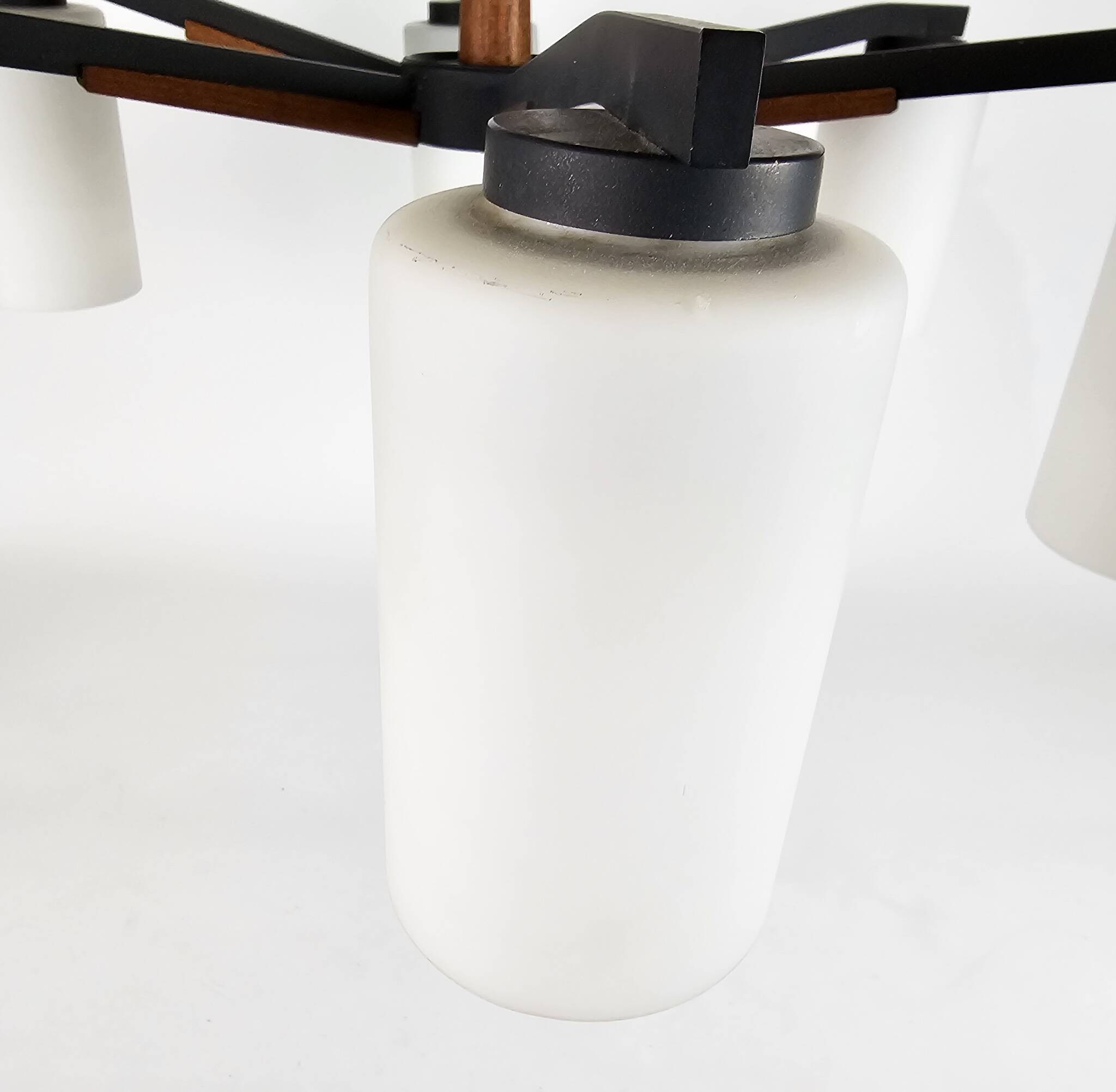 Vintage - Denemarken - 6 armige plafonlamp - teak - metaal - opaal glas - 60's