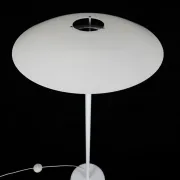 Multilayer floor lamp / white / Danish modern design / 1980s / Form-Light