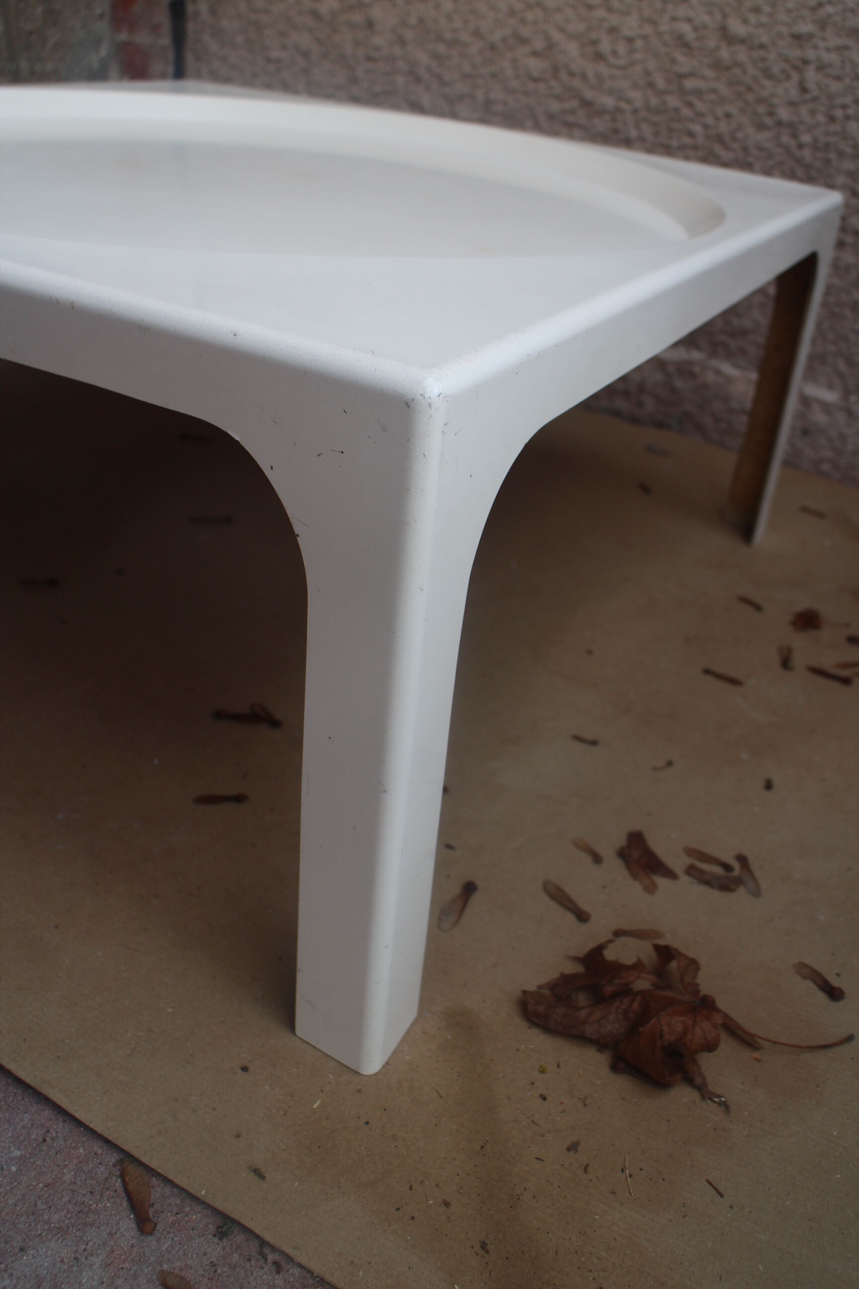 Fiberglass space age coffee table 1970