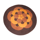Vintage round rug with flower design