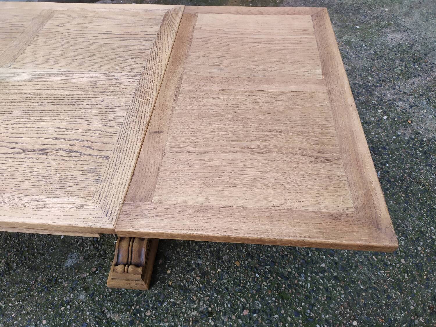 Table monastère chêne