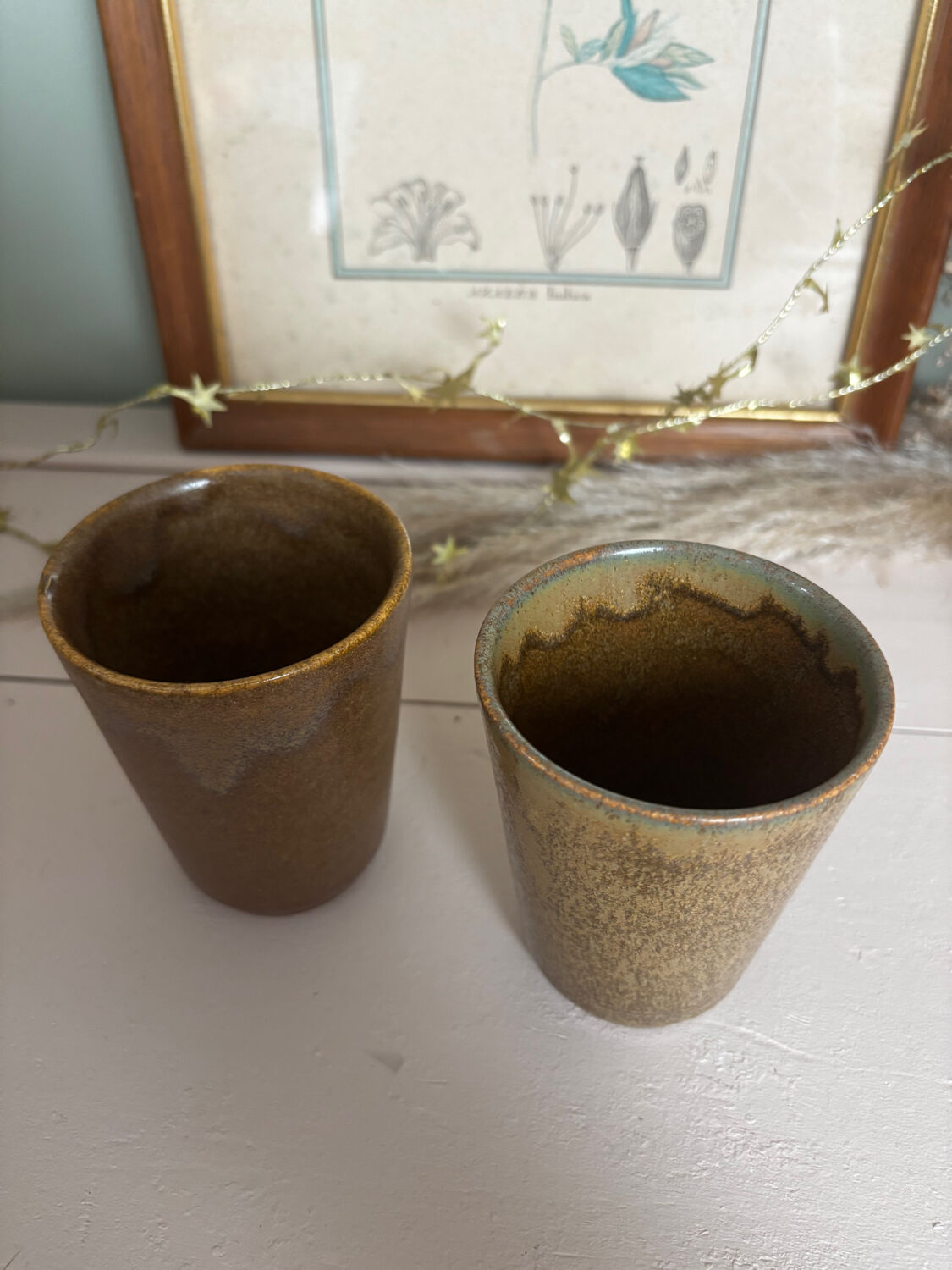 Set of 4 cup glasses in Digoin stoneware and others.