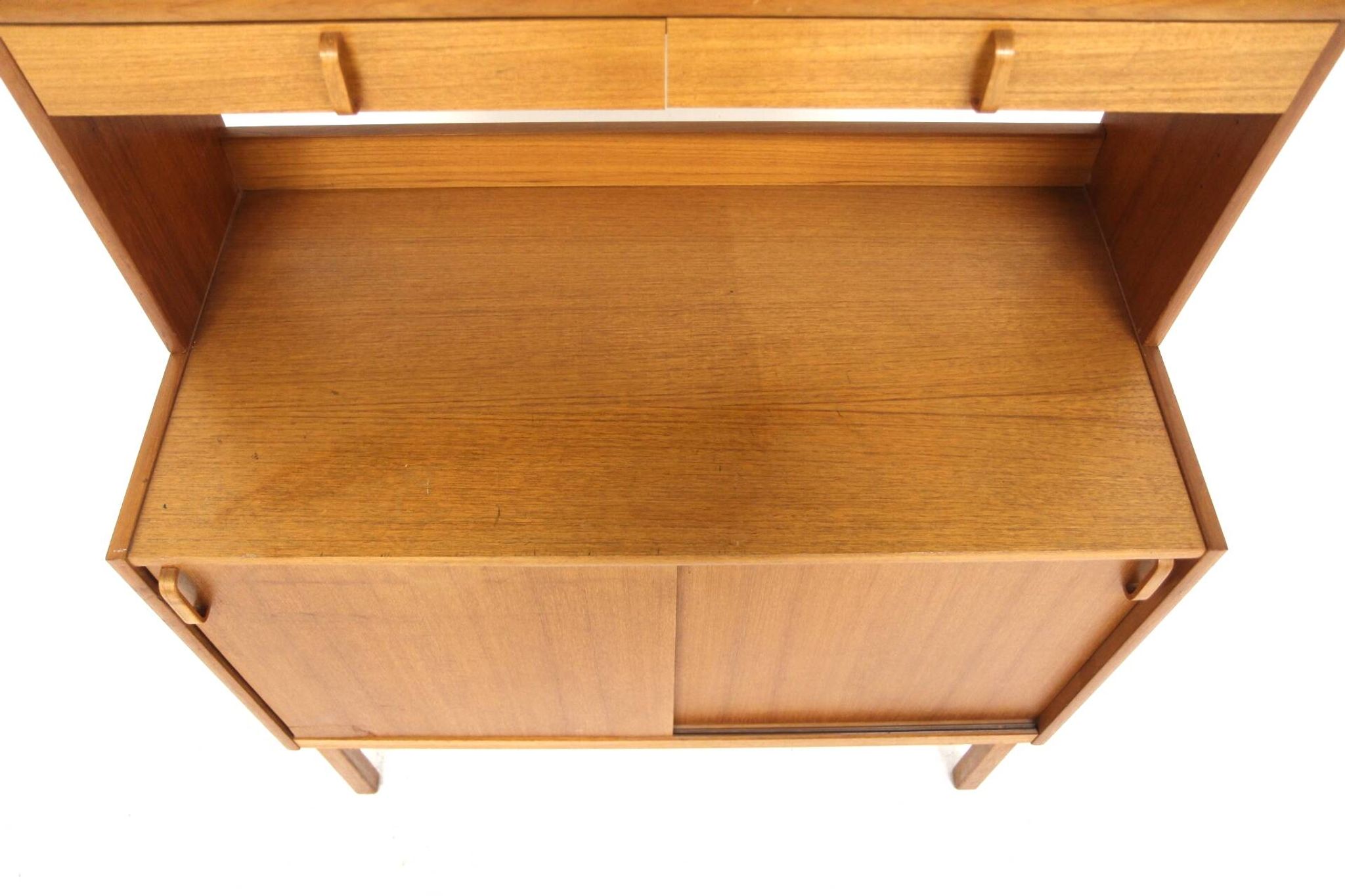 Scandinavian teak bookcase by Bertil Fridhagen for Bodafors, Sweden, 1960