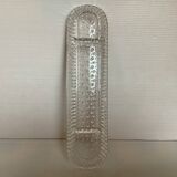 Molded glass ring sizer pocket with geometric patterns