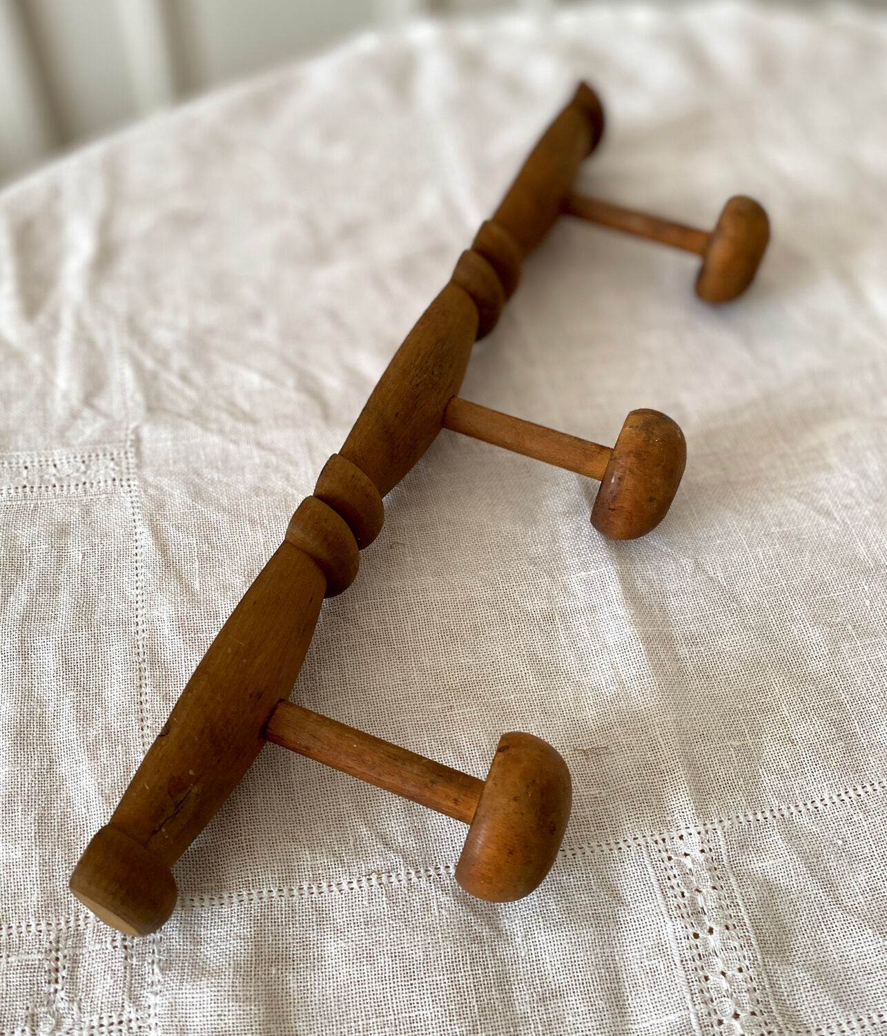 Wooden hook 3 branches