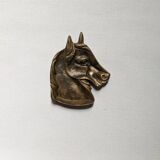 Bronze horse head pocket emptier, country decorative object