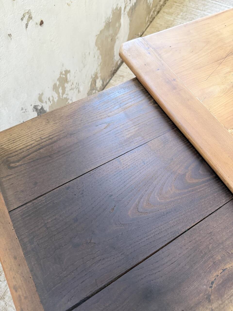 Table campagne provençale style Louis XV merisier