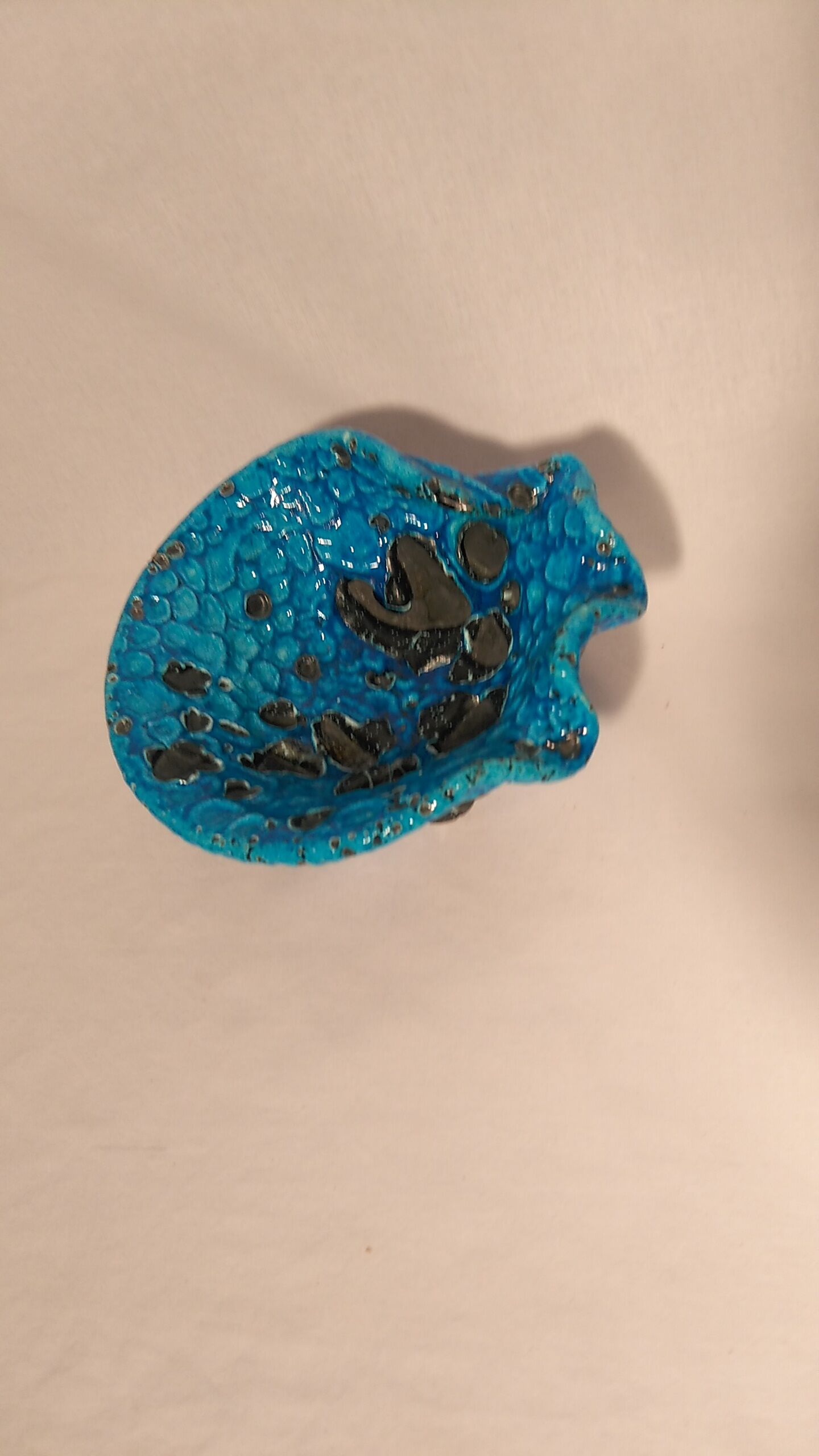 Empty cut pocket sea foam Vallauris