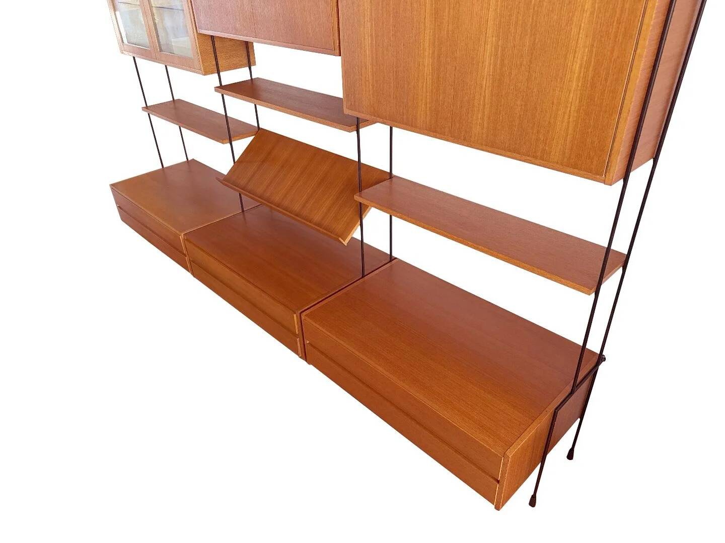Hilker Omnia walnut wall system – 1960s