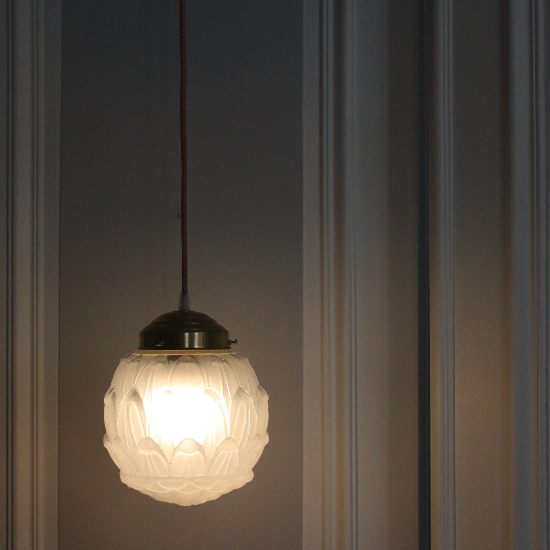 Vintage Lampshade hanging glass globe cast art deco
